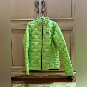 NWT - Patagonia - Men’s Micro Puff Jacket - Color: Peppergrass Green - Size: L
